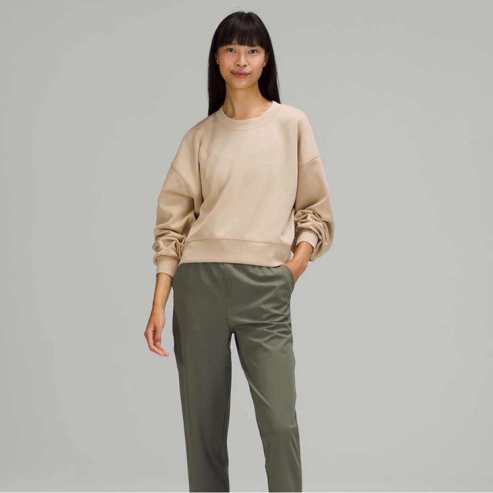 Lululemon Perfectly Oversized Cropped Crew *Softstreme - Trench size 8
